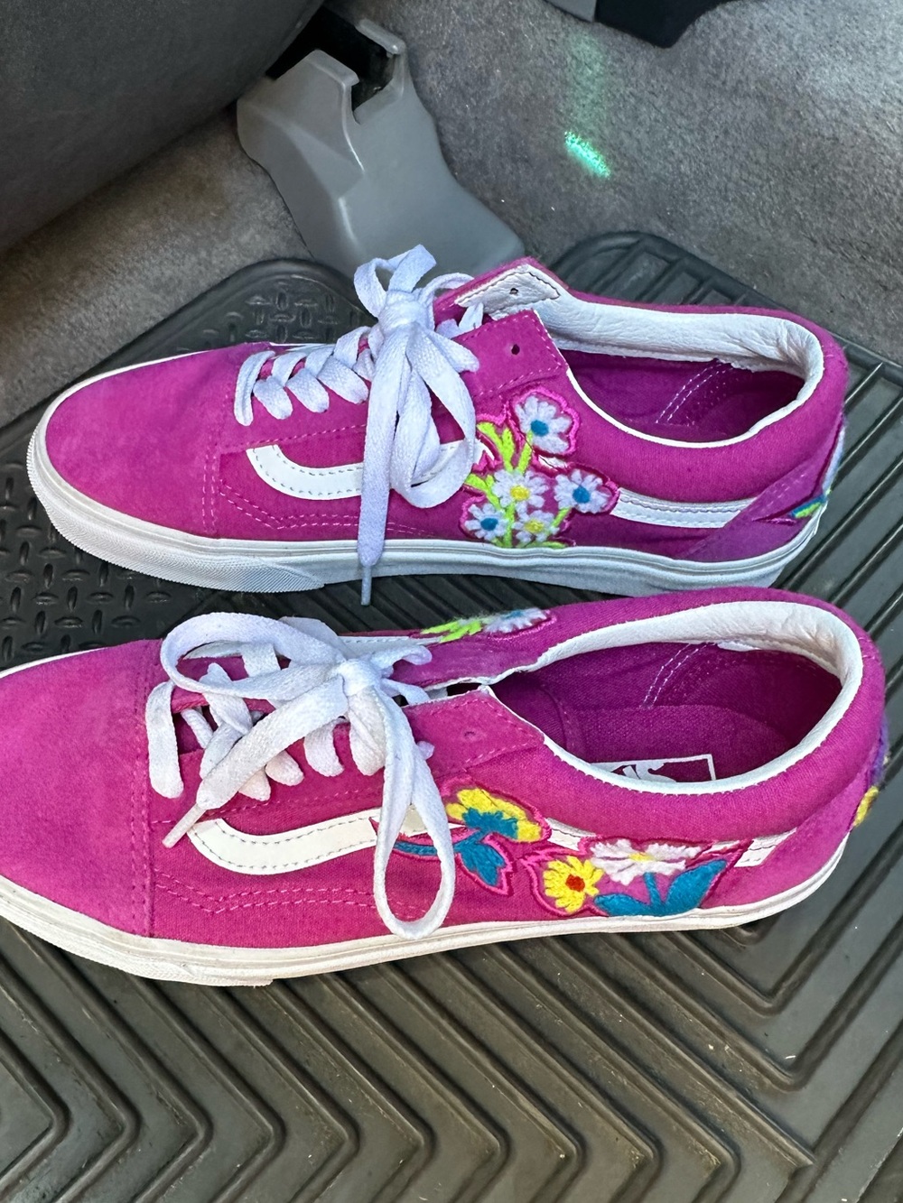 Vans Magenta Suede Floral Embroidered Low-Top Sneakers